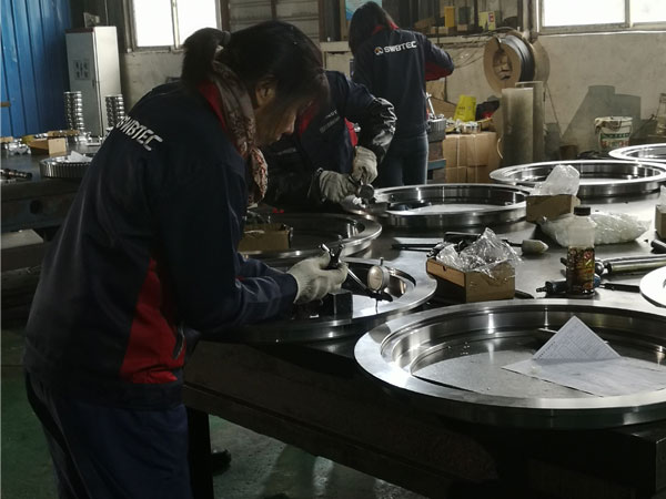 SWBTEC Slewing Rings' Assembly Inspection