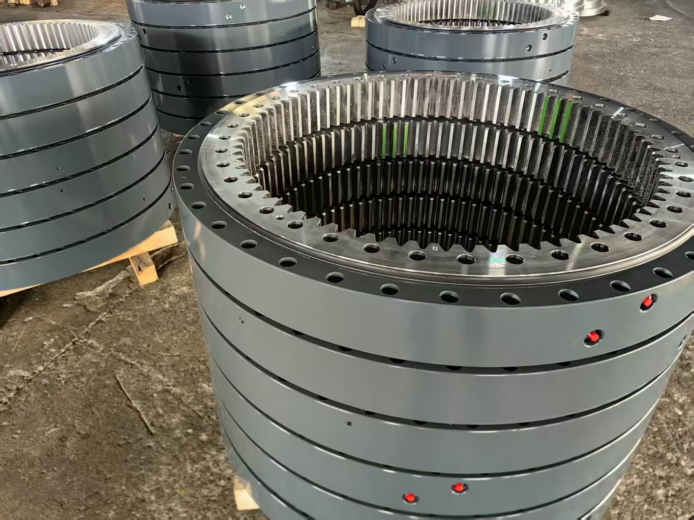 SWBTEC_DOUBLE_ROW_SLEWIGN_BEARING.jpg