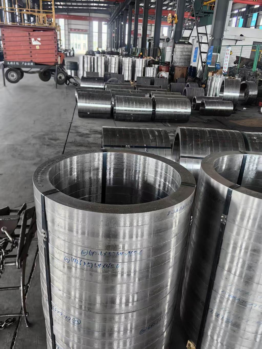 slewing_ring_with_quenching_and_tempering.jpg slewing_ring_with_quenching_and_tempering.jpg