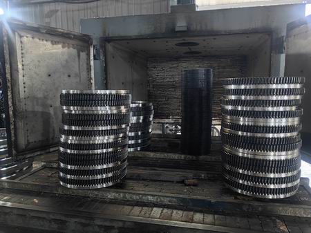 slewing rings with hardening treatment